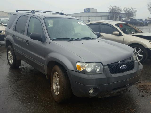 1FMCU03187KA90272 - 2007 FORD ESCAPE XLT GRAY photo 1