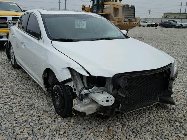 19VDE1F32DE022162 - 2013 ACURA ILX 20 WHITE photo 1