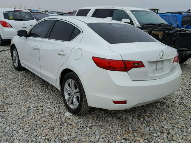 19VDE1F32DE022162 - 2013 ACURA ILX 20 WHITE photo 3