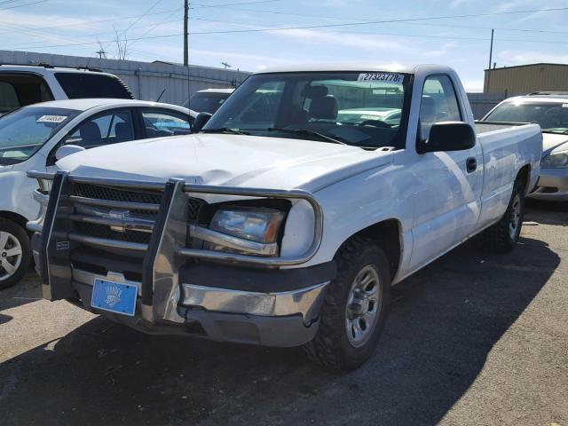 1GCEC14V14E136252 - 2004 CHEVROLET SILVERADO WHITE photo 2