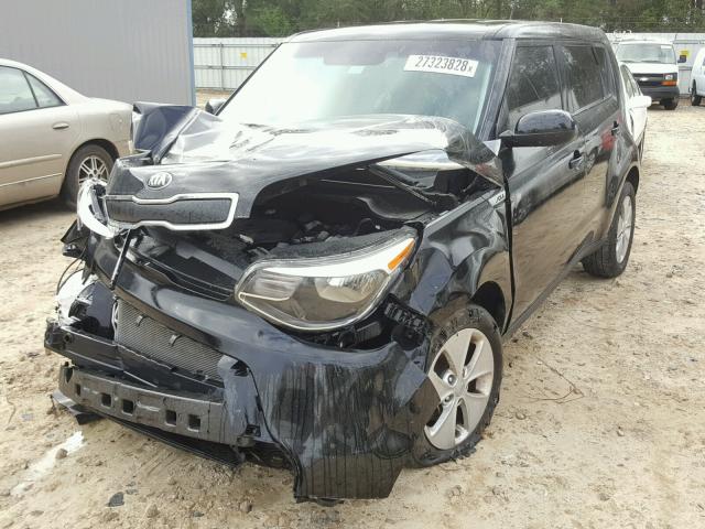 KNDJN2A24F7227161 - 2015 KIA SOUL BLACK photo 2