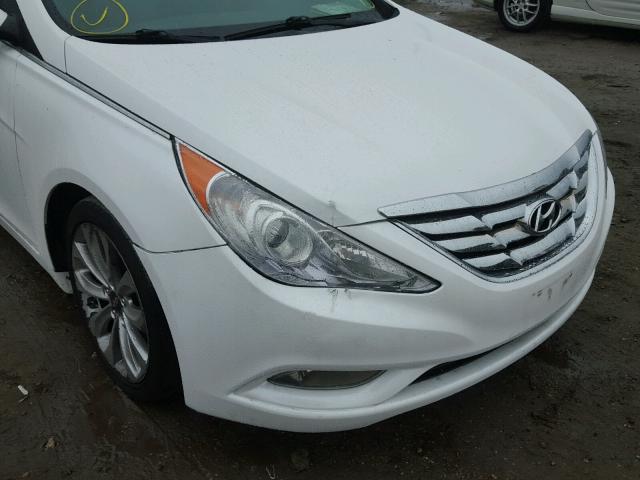 5NPEC4AC7BH224482 - 2011 HYUNDAI SONATA SE/ WHITE photo 9