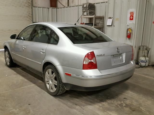 WVWAD63B55E081029 - 2005 VOLKSWAGEN PASSAT GLS SILVER photo 3