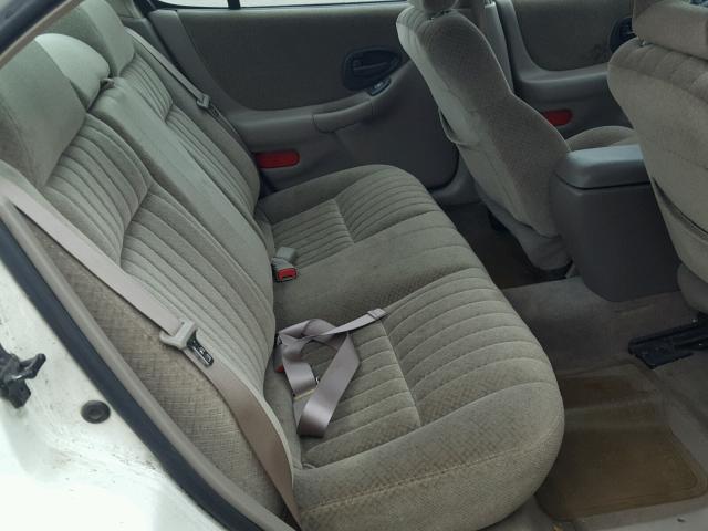 1G2WK52J62F217547 - 2002 PONTIAC GRAND PRIX WHITE photo 6