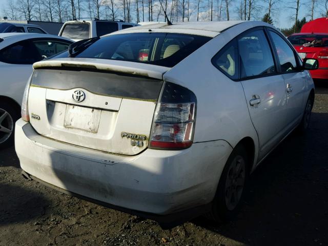 JTDKB20UX53055014 - 2005 TOYOTA PRIUS WHITE photo 4