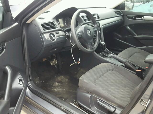 1VWAP7A39DC117868 - 2013 VOLKSWAGEN PASSAT S رمادي صورة 9