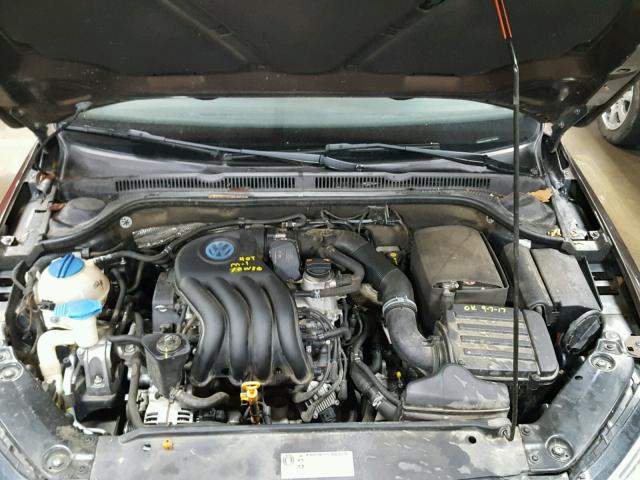 3VW2K7AJXBM113616 - 2011 VOLKSWAGEN JETTA BASE 棕色 照片 7