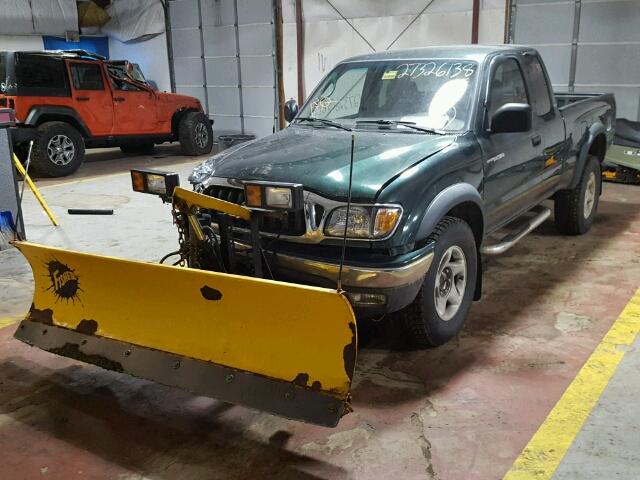 5TEWM72NX2Z887643 - 2002 TOYOTA TACOMA XTR GREEN photo 2