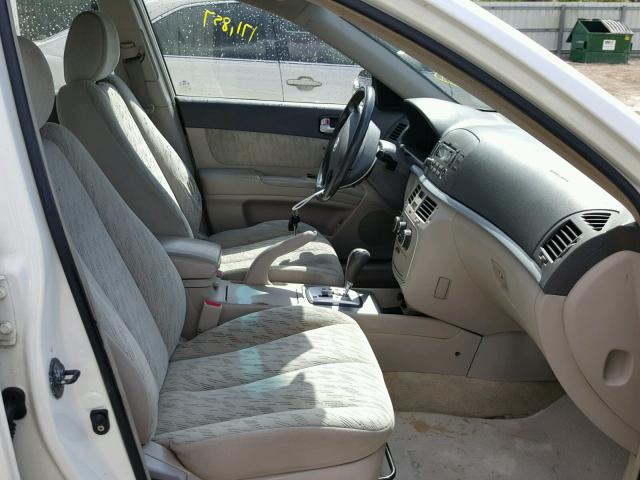 KMHET46C96A114471 - 2006 HYUNDAI SONATA GL WHITE photo 5