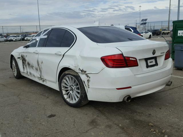 WBAFU7C54BC874221 - 2011 BMW 535 XI WHITE photo 3