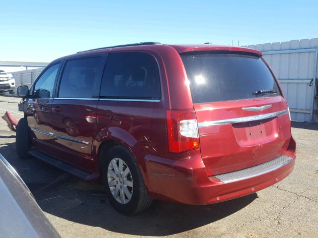 2A4RR8DG2BR749274 - 2011 CHRYSLER TOWN & COU RED photo 3