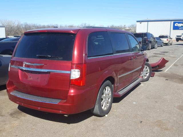 2A4RR8DG2BR749274 - 2011 CHRYSLER TOWN & COU RED photo 4