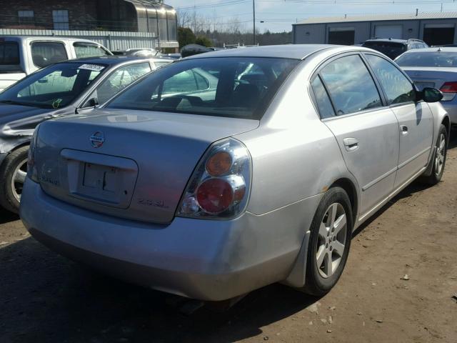 1N4AL11DX4C104623 - 2004 NISSAN ALTIMA BAS SILVER photo 4