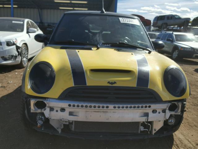 WMWRH33575TF85111 - 2005 MINI COOPER S YELLOW photo 9