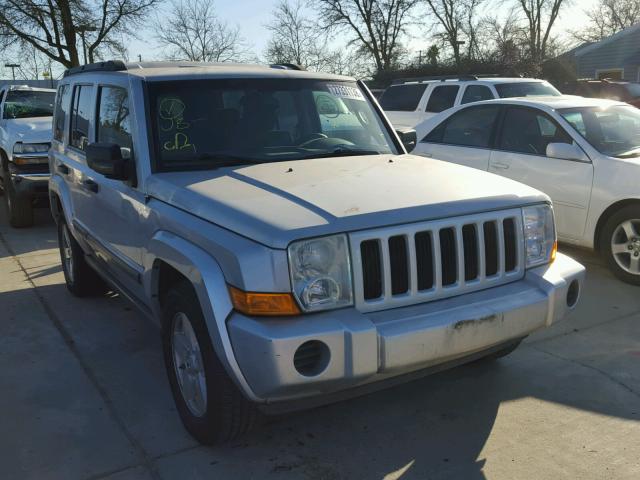 1J8HH48K56C242291 - 2006 JEEP COMMANDER SILVER photo 1