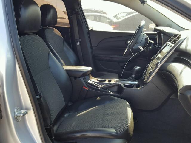 1G11C5SA8GF156267 - 2016 CHEVROLET MALIBU LIM 银色 照片 5