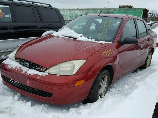 1FAFP34P91W168528 - 2001 FORD FOCUS SE RED photo 2