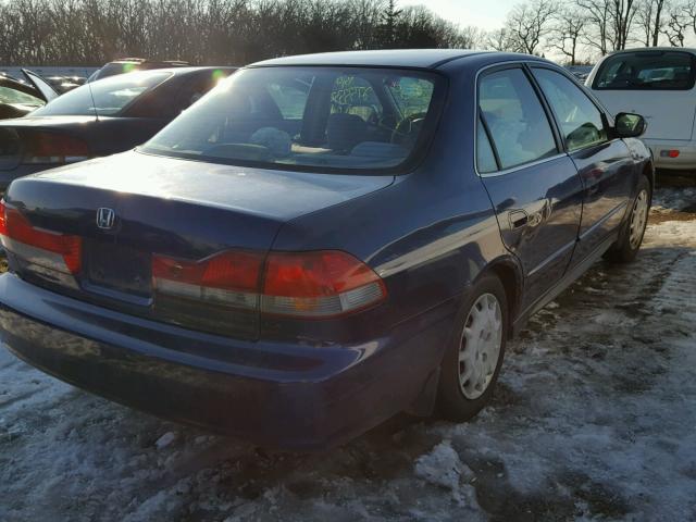 1HGCG56441A017493 - 2001 HONDA ACCORD LX BLUE photo 4