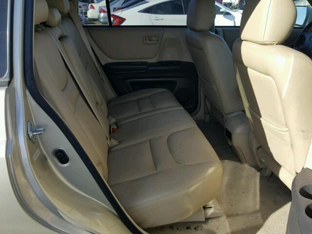 JTEGF21A130085141 - 2003 TOYOTA HIGHLANDER TAN photo 6