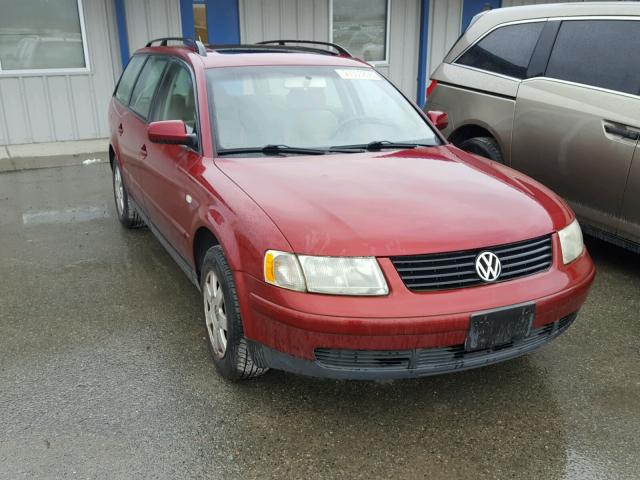 WVWNA23B5YE254703 - 2000 VOLKSWAGEN PASSAT GLS RED photo 1