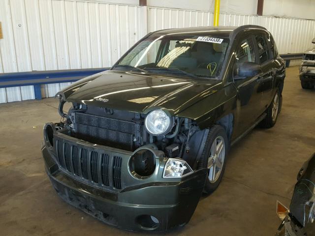 1J8FT47W27D137889 - 2007 JEEP COMPASS GREEN photo 2