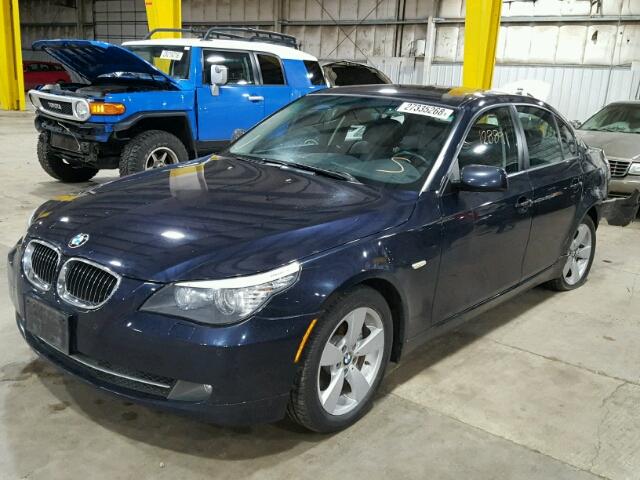 WBANV13548CZ60370 - 2008 BMW 528 XI BLUE photo 2