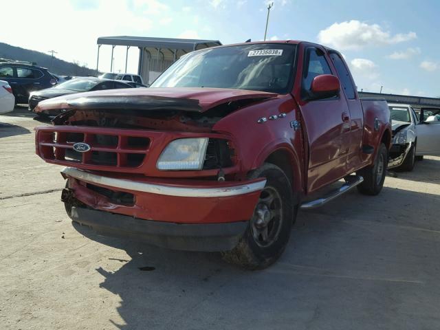 1FTZX0763WKA63653 - 1998 FORD F150 RED photo 2