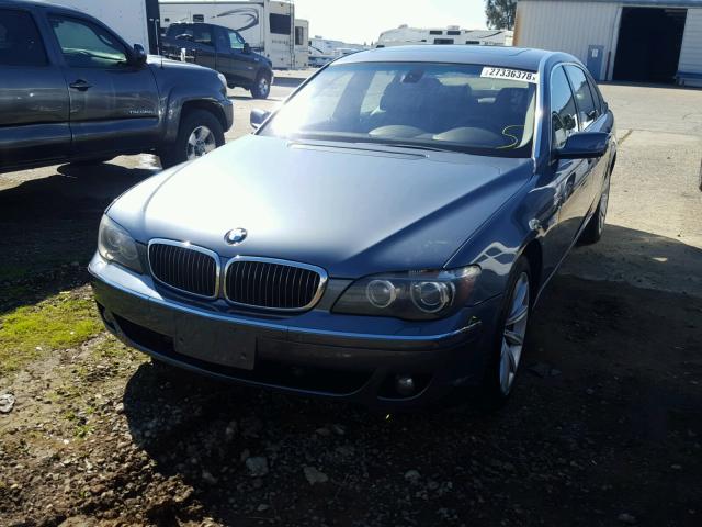 WBAHN83567DT66880 - 2007 BMW 750 BLUE photo 2