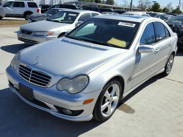 WDBRF40J65F630419 - 2005 MERCEDES-BENZ C 230K SPO SILVER photo 2