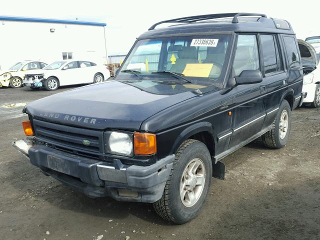 SALJY1243WA776816 - 1998 LAND ROVER DISCOVERY BLACK photo 2