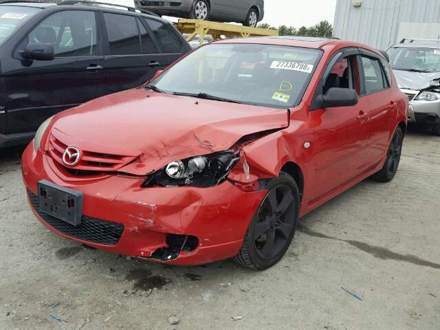 JM1BK143741109522 - 2004 MAZDA 3 HATCHBAC RED photo 2