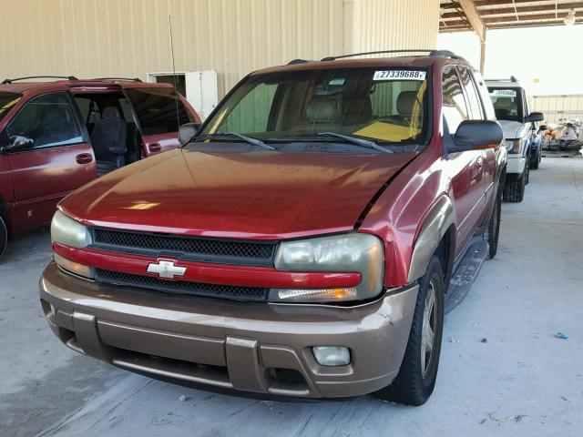 1GNDS13S022412139 - 2002 CHEVROLET TRAILBLAZE RED photo 2