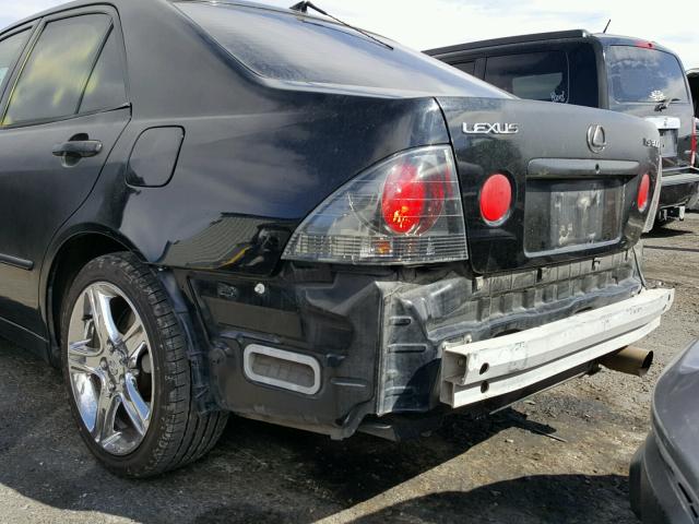 JTHBD192230065605 - 2003 LEXUS IS 300 BLACK photo 9