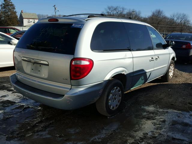 2C4GP44312R640717 - 2002 CHRYSLER TOWN & COU SILVER photo 4