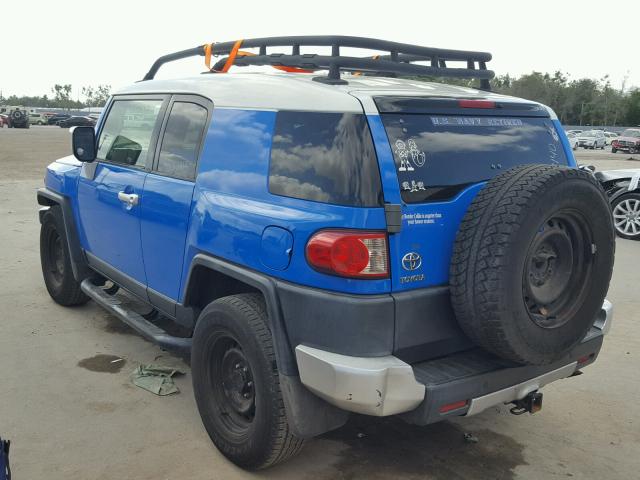 JTEZU11F970003487 - 2007 TOYOTA FJ CRUISER BLUE photo 3