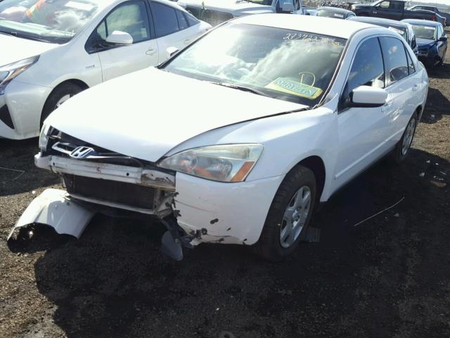 1HGCM55465A160283 - 2005 HONDA ACCORD LX WHITE photo 2