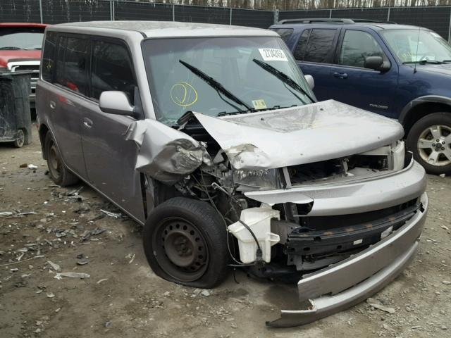 JTLKT324664114558 - 2006 TOYOTA SCION XB SILVER photo 1