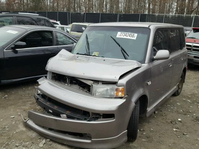 JTLKT324664114558 - 2006 TOYOTA SCION XB SILVER photo 2