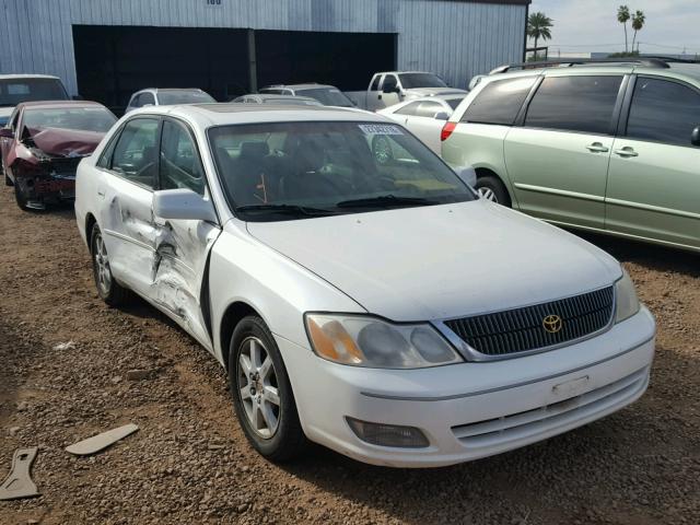 4T1BF28B0YU096348 - 2000 TOYOTA AVALON XL WHITE photo 1