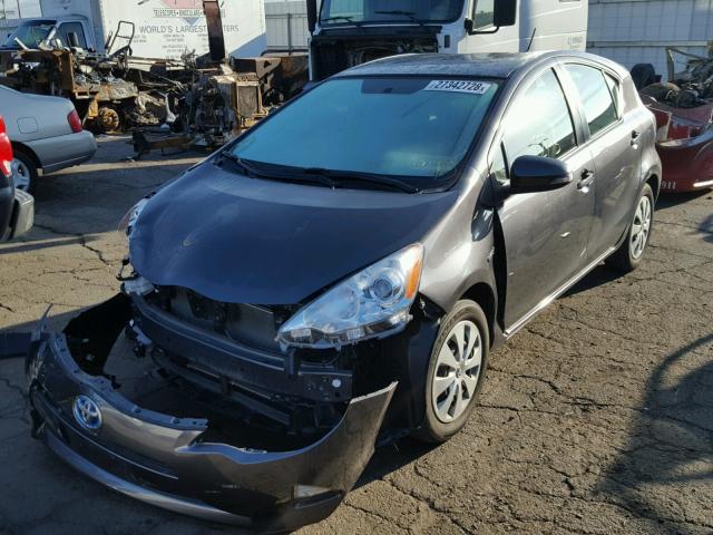 JTDKDTB38E1566057 - 2014 TOYOTA PRIUS C GRAY photo 2