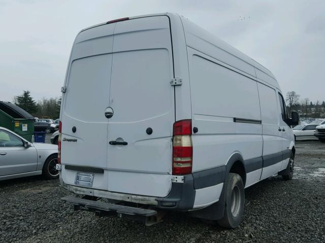 WD0PF445575185581 - 2007 DODGE SPRINTER 3 WHITE photo 4