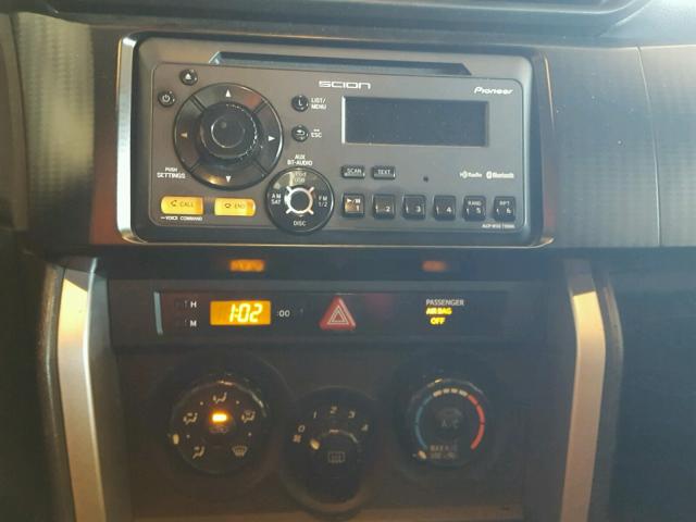 JF1ZNAA18D1708332 - 2013 TOYOTA SCION FR-S ვერცხლისფერი ფოტო 9