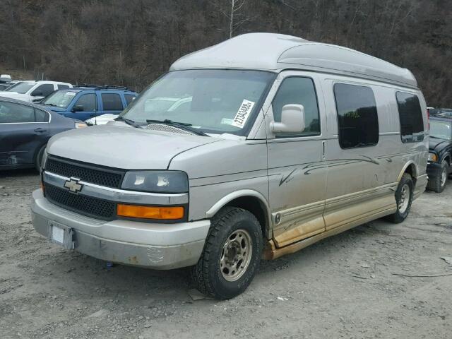 1GBGG29U861114752 - 2006 CHEVROLET EXPRESS G2 TAN photo 2