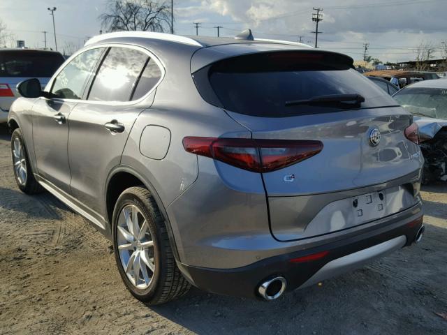 ZASFAKBN2J7B64331 - 2018 ALFA ROMEO STELVIO TI SILVER photo 3