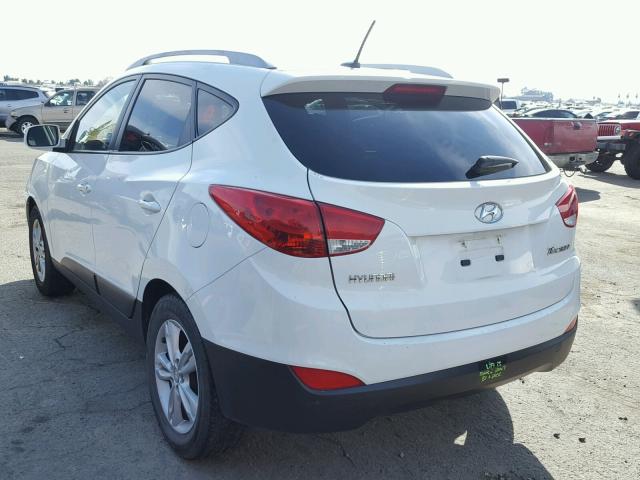 KM8JU3ACXDU625115 - 2013 HYUNDAI TUCSON GLS WHITE photo 3