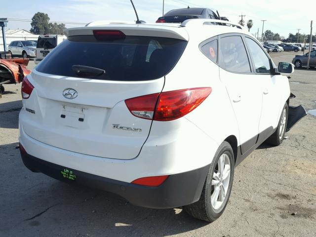 KM8JU3ACXDU625115 - 2013 HYUNDAI TUCSON GLS WHITE photo 4