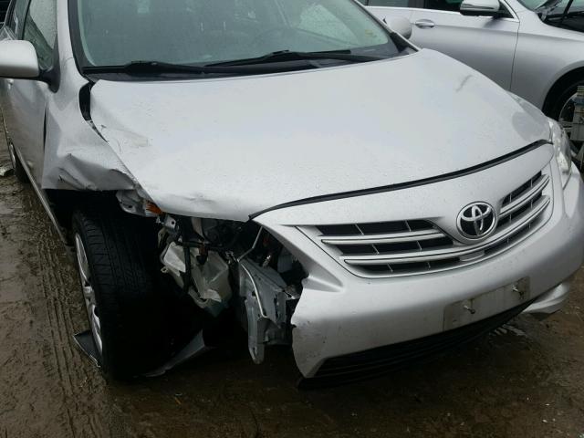 2T1BU4EE5DC010348 - 2013 TOYOTA COROLLA BA SILVER photo 9