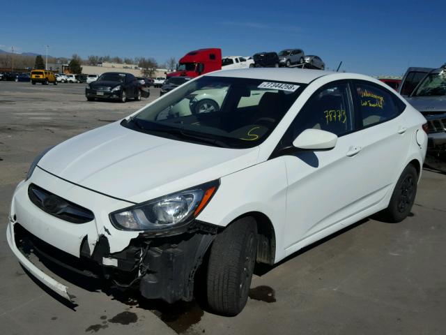 KMHCT4AE6EU639940 - 2014 HYUNDAI ACCENT GLS WHITE photo 2