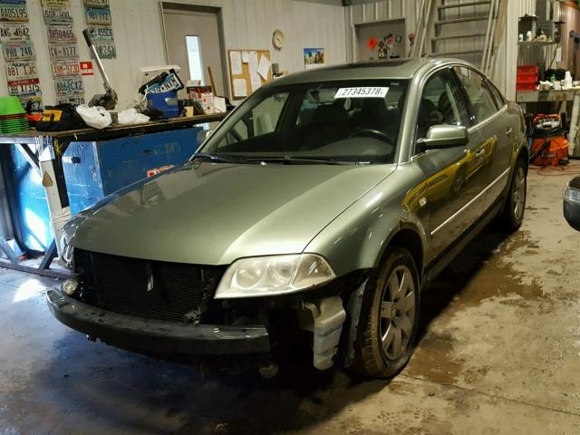 WVWTH63B13P252003 - 2003 VOLKSWAGEN PASSAT GLX 绿色 照片 2
