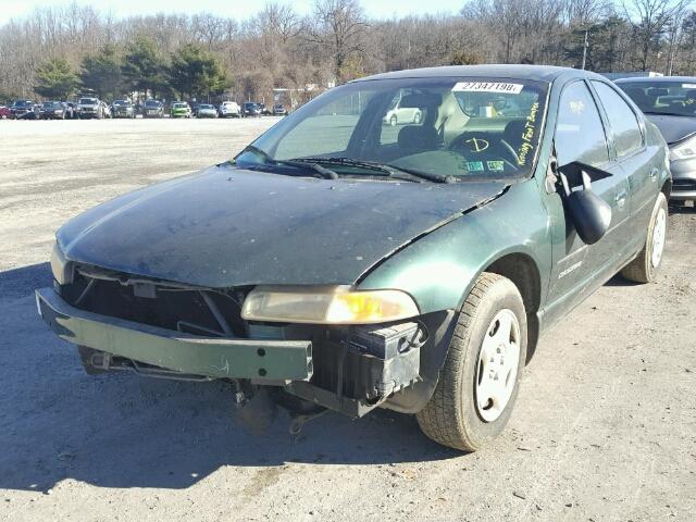 1B3EJ46X2WN108678 - 1998 DODGE STRATUS GREEN photo 2